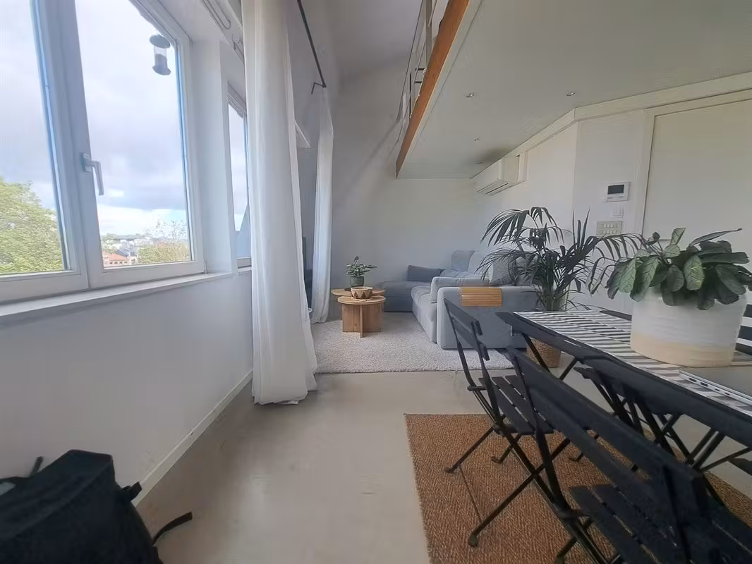 Loft-style duplex apartment in Antwerp South - 8