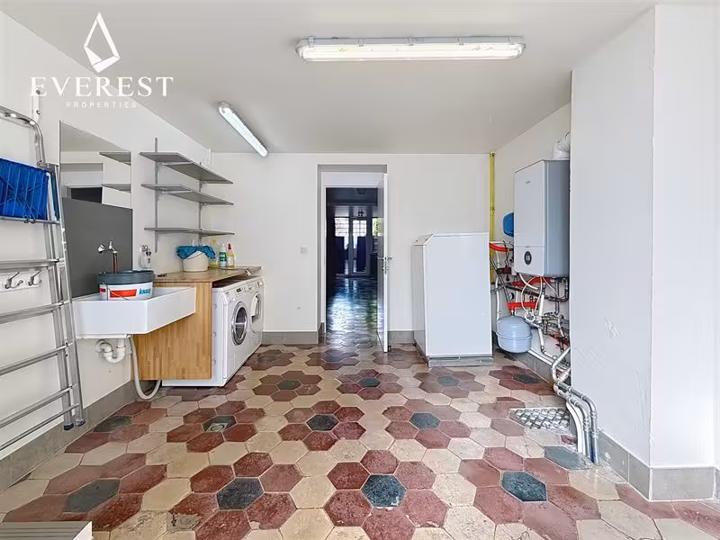 Gerenoveerd huis met tuin nabij ULB - 17