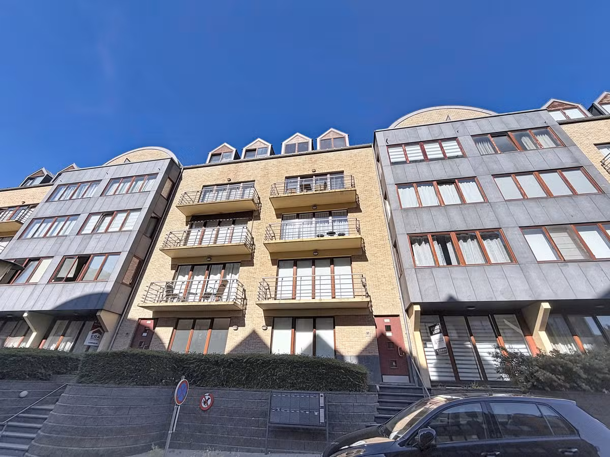 Gerenoveerd duplex met 2 slaapkamers in Anderlecht - 2