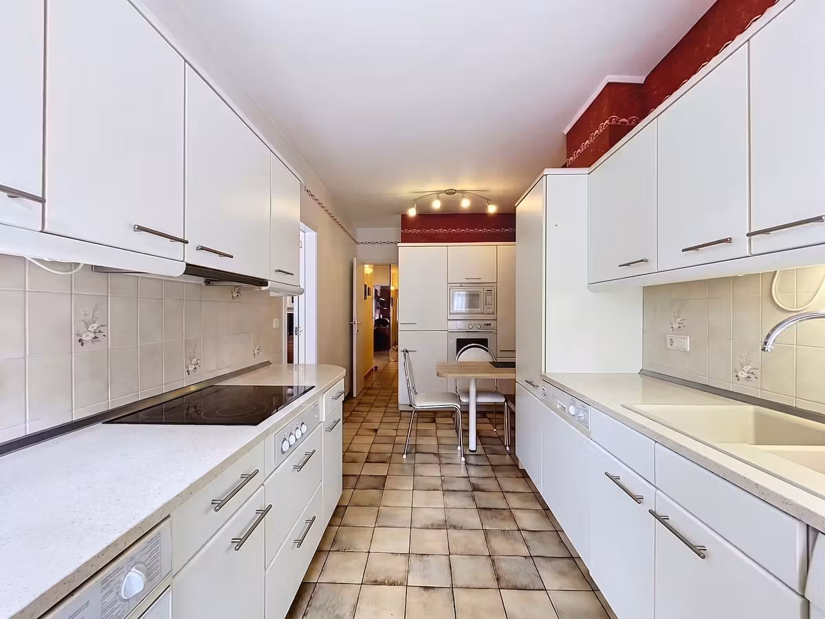 Furnished apartment with 2 bedrooms, terrace and garage - 3