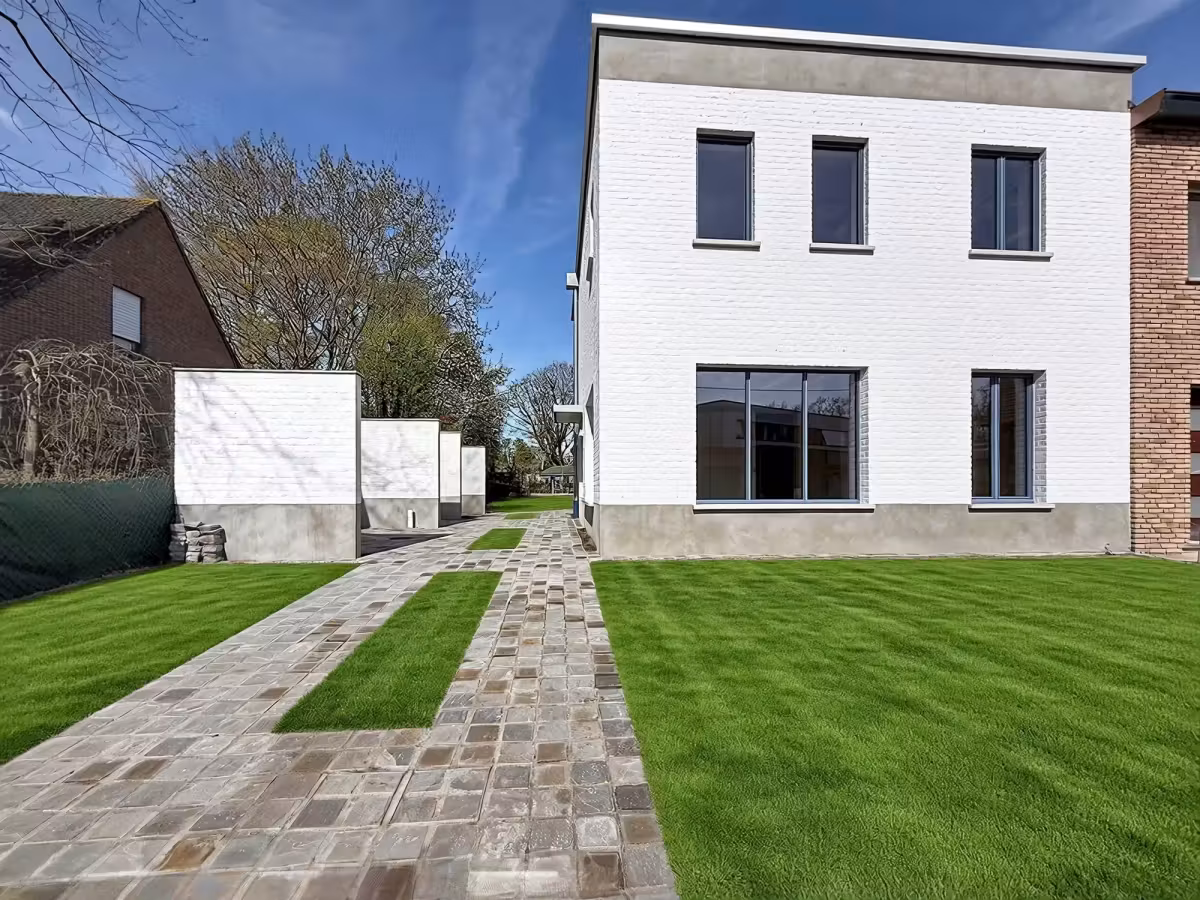 Nieuwbouw woning te huur met 3 slaapkamers en prachtige tuin - 2