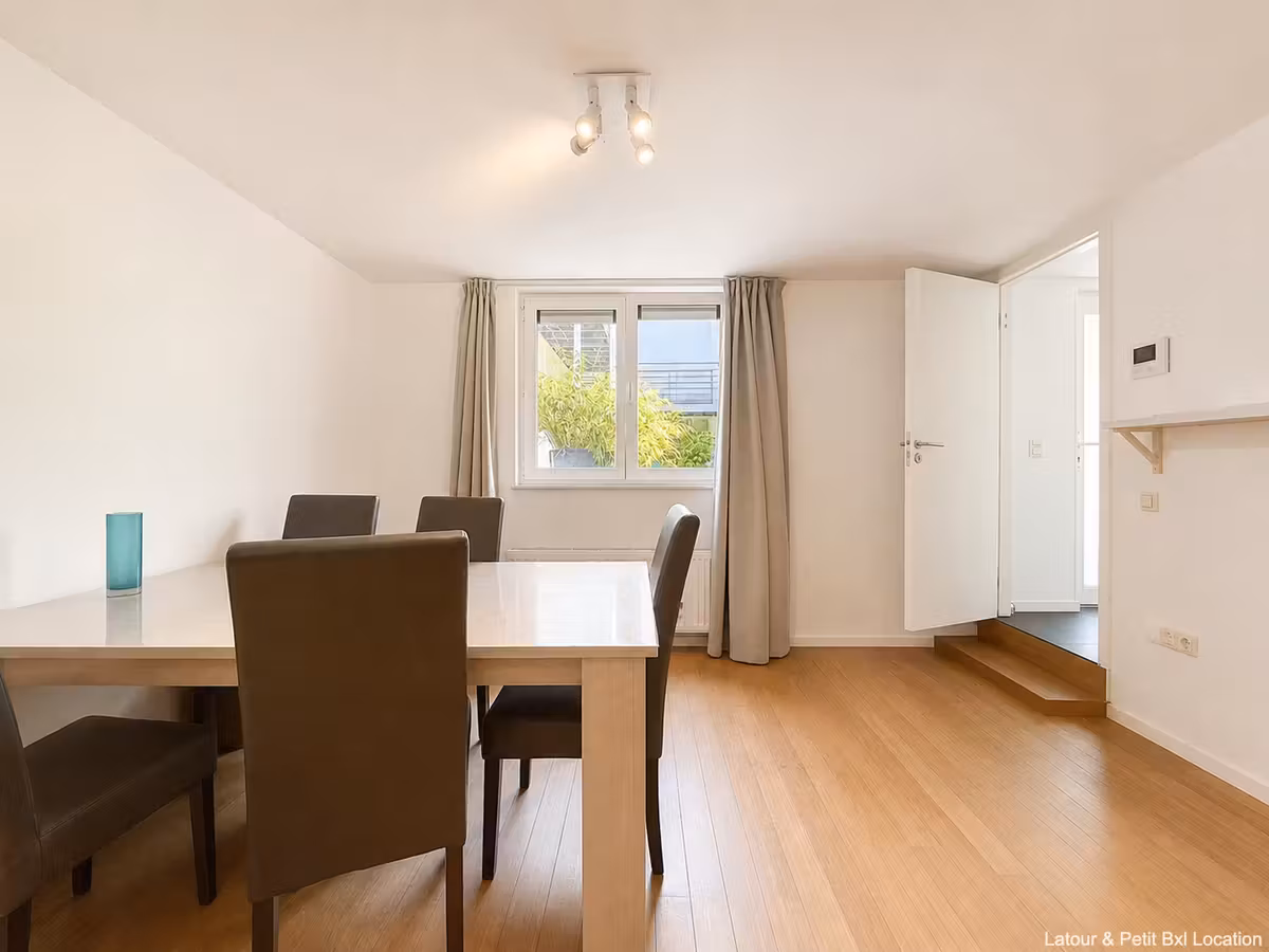 3-bedroom apartment with terrace and parking in Ixelles - 8