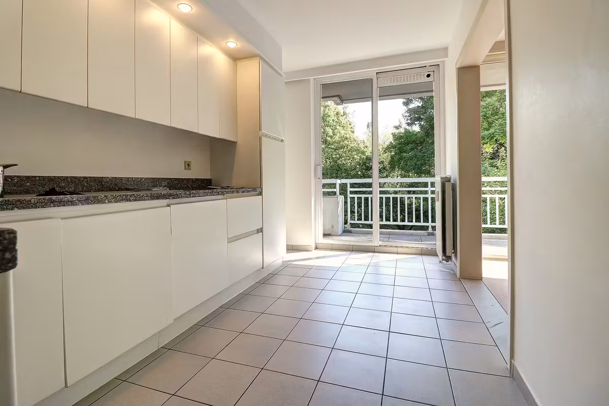 Ruim appartement van 134 m² met terras - 10