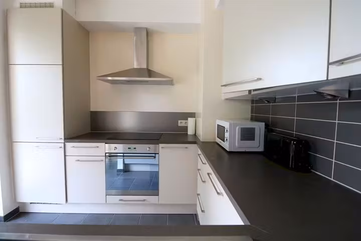 Furnished one-bedroom apartment - 9