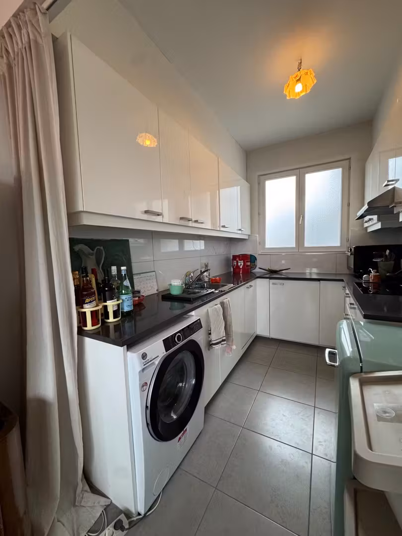 Sunny one-bedroom apartment with great views - 15