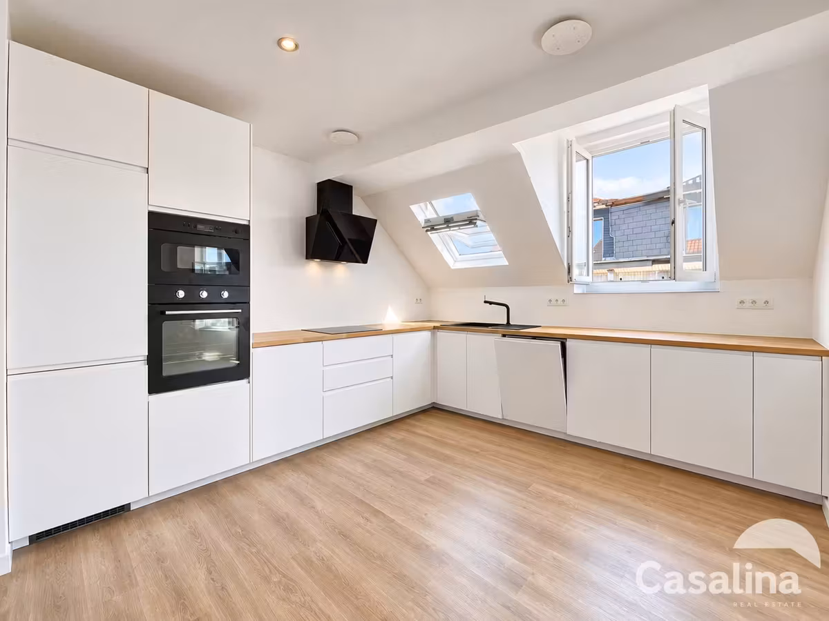 Three-bedroom duplex apartment for rent - 2