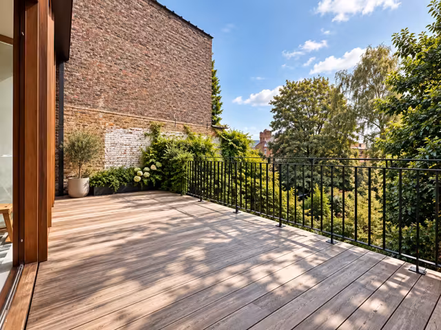 Duplex with terrace and garden in Forest - 2