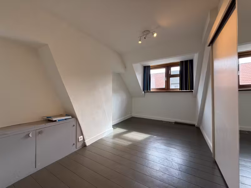 Lichtrijk duplexappartement met terras op wandelafstand van de markt - 9