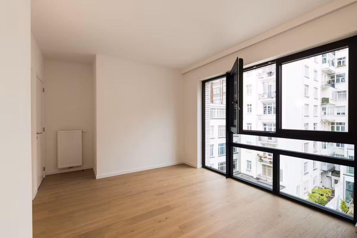 2-bedroom apartment with terrace in Saint-Gilles - 8