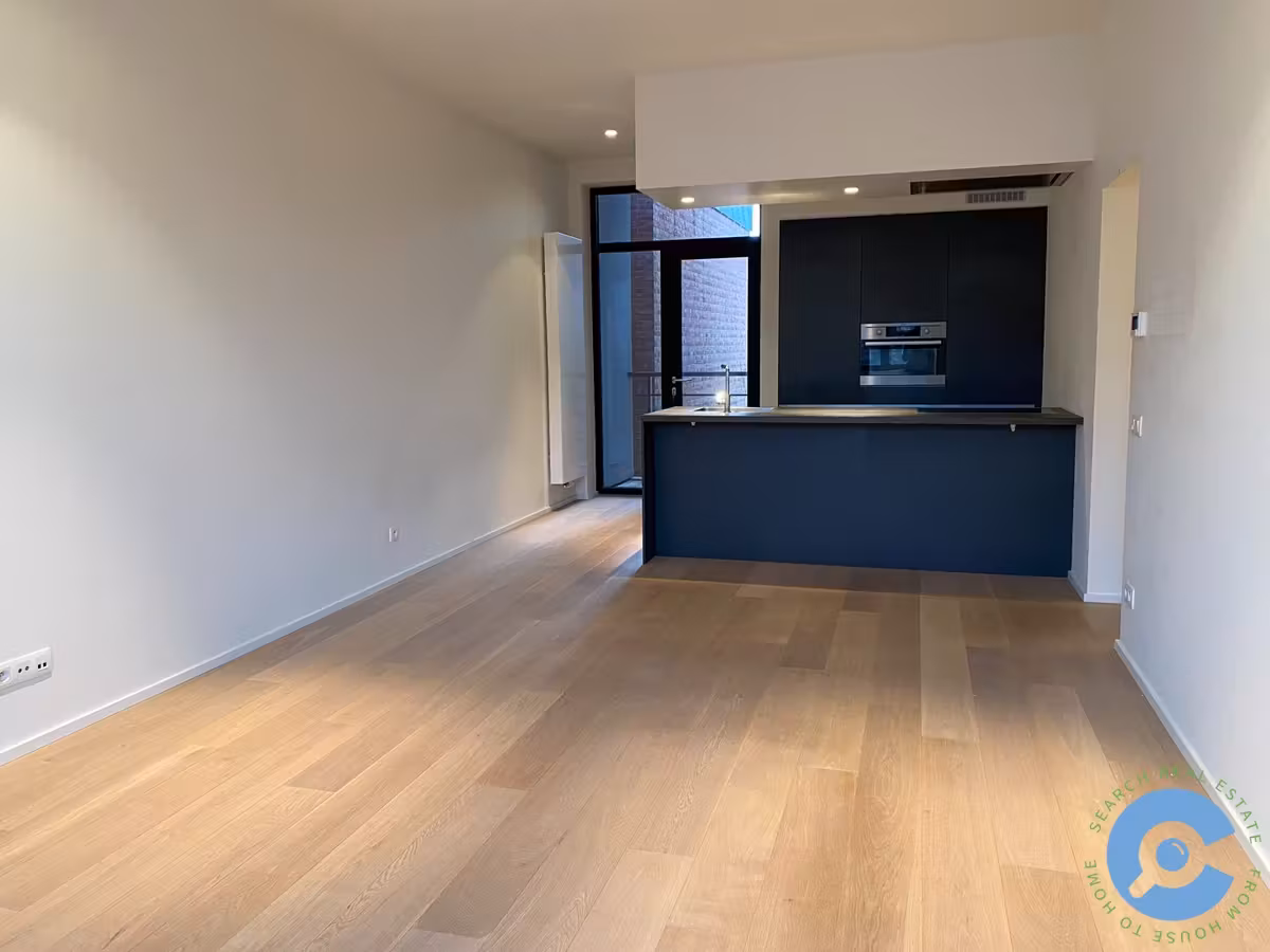 Spacious 2-bedroom apartment in a prime location - 5