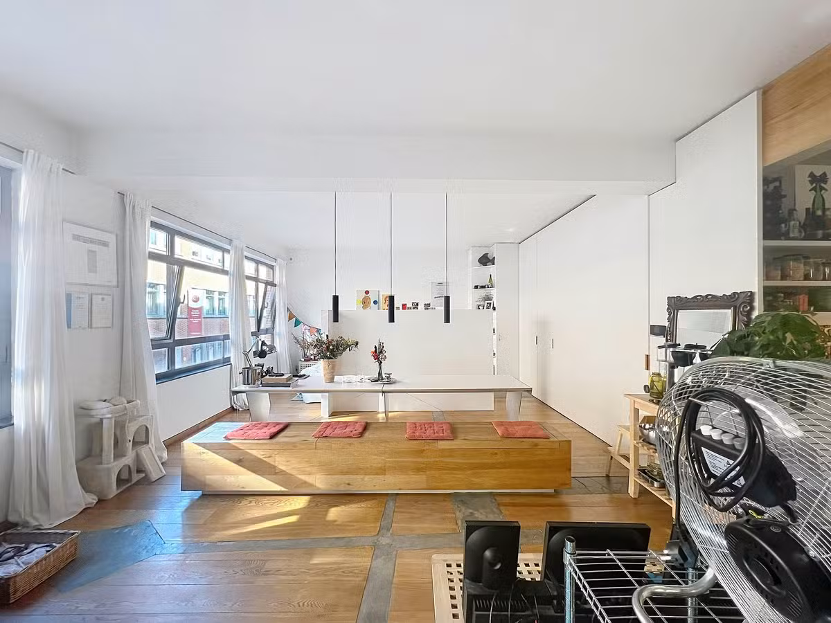 Gerenoveerde gemeubelde studio in Schaarbeek - 9
