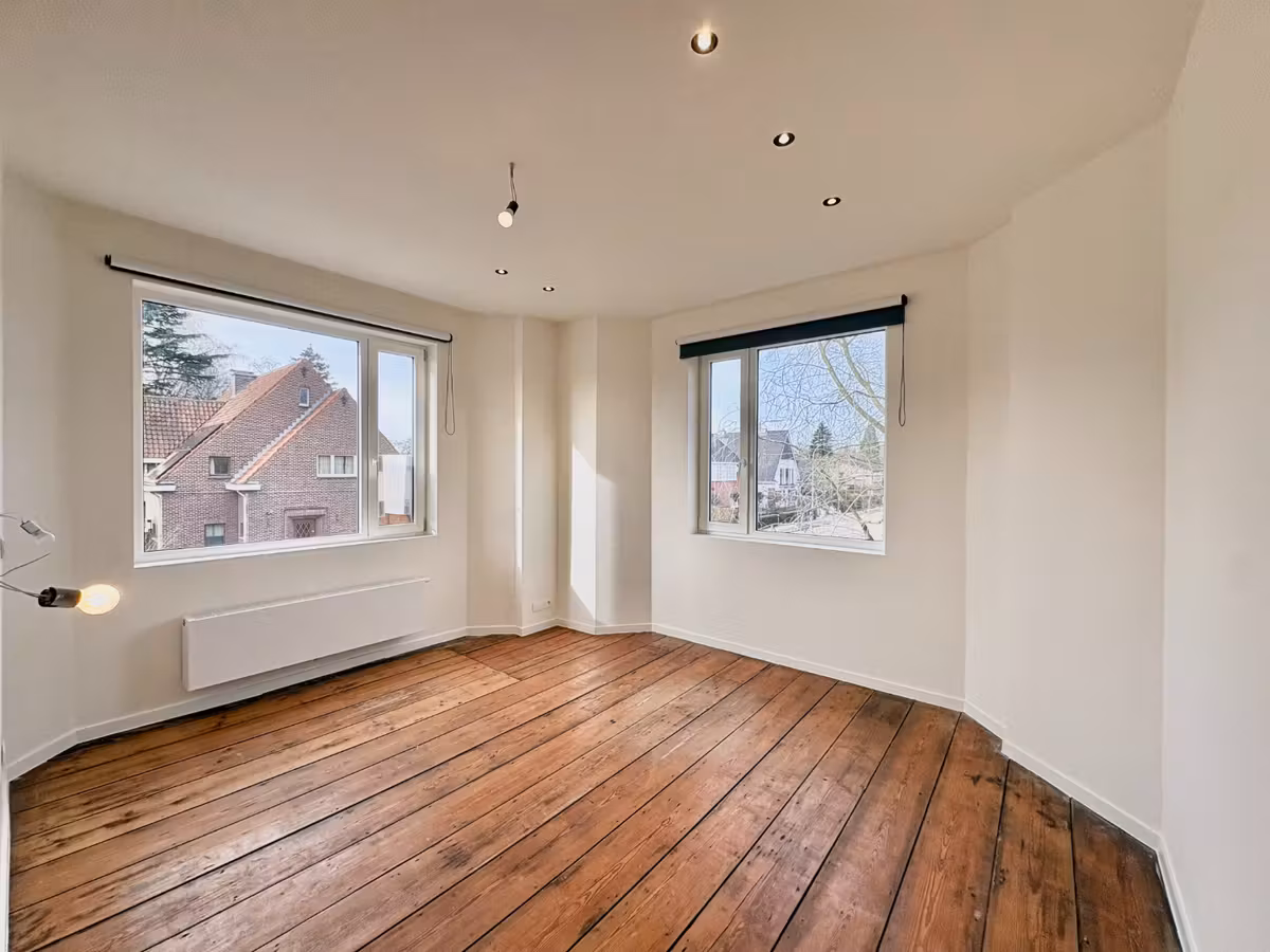 Prachtig gerenoveerde woning met 3 slaapkamers in Mariakerke - 14