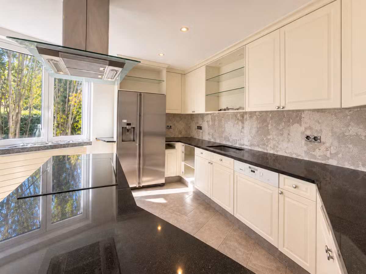 Appartement van 290 m² in Uccle - 12