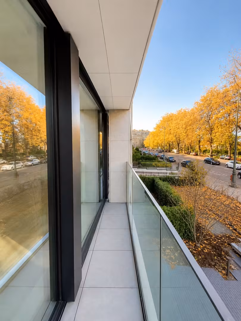 High-end new apartment with terrace and parking - 2