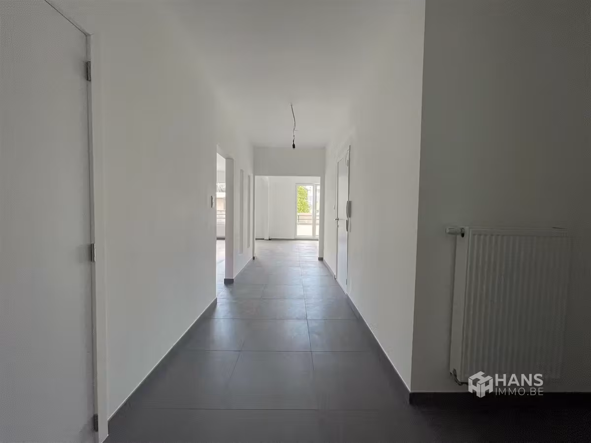 Renovated two-bedroom apartment with terraces - 21