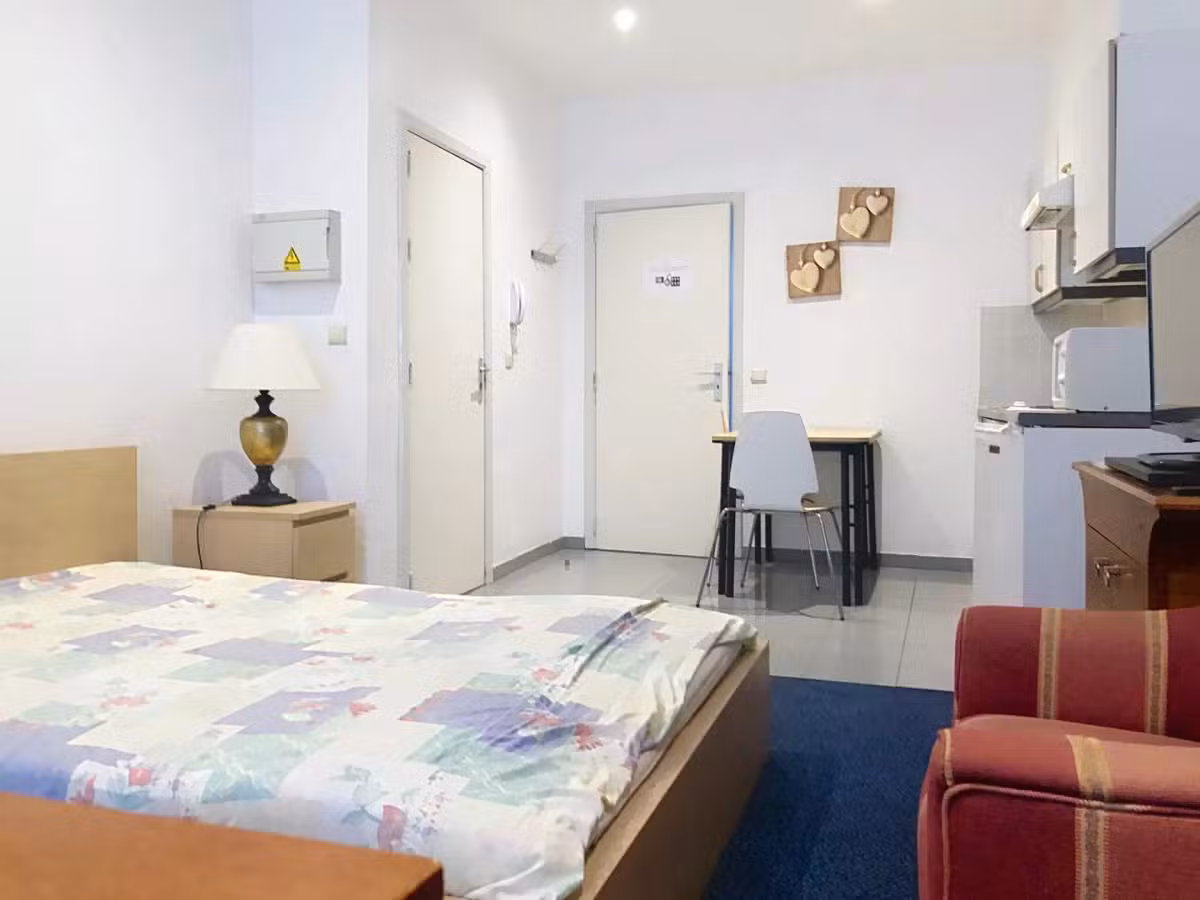 Studio meublé dans le quartier européen - 7