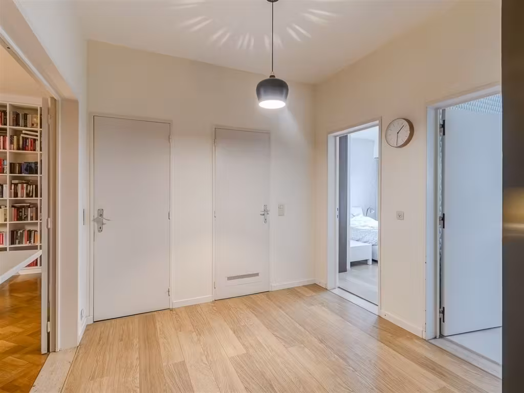 Recent gerenoveerd appartement met terras in Borgerhout - 10