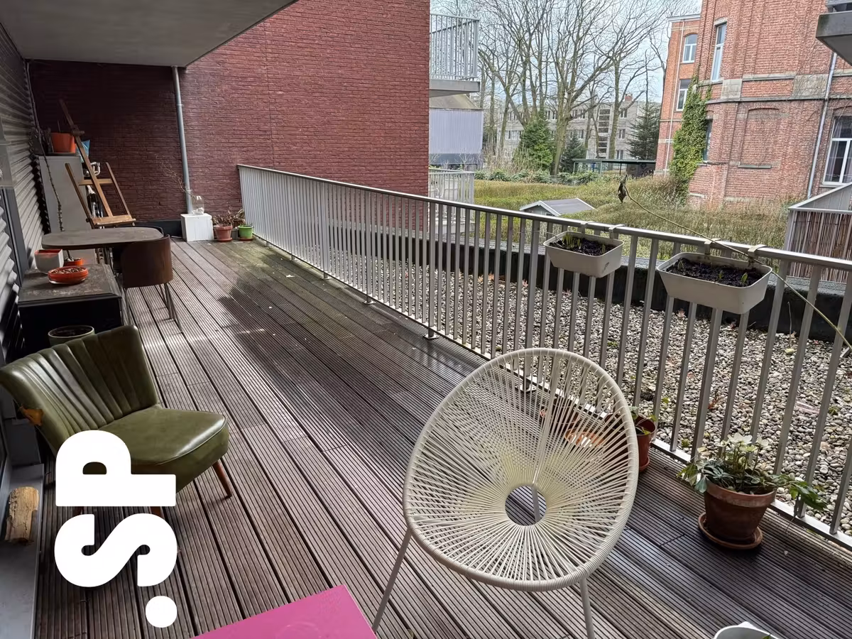 Three-bedroom apartment with large terrace - 14