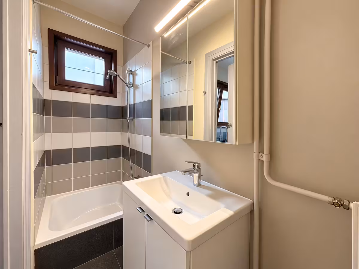 Charming corner apartment with 2 bedrooms and home office - 4