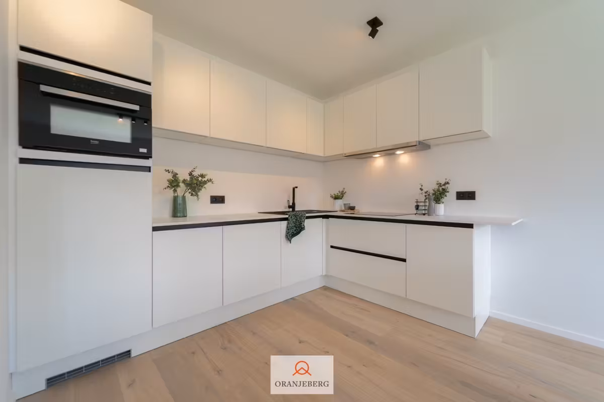 Gerenoveerd zonnig gelijkvloers 2-slaapkamerappartement met tuin - 3
