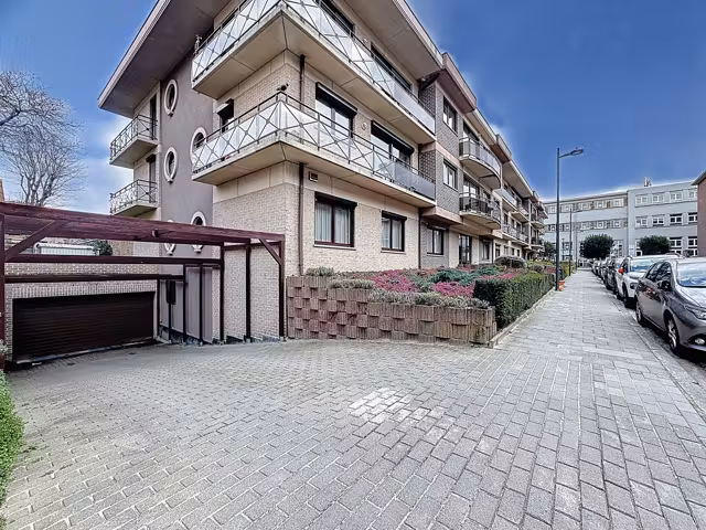 Appartement in Jette nabij Parc Roi Baudouin - 8