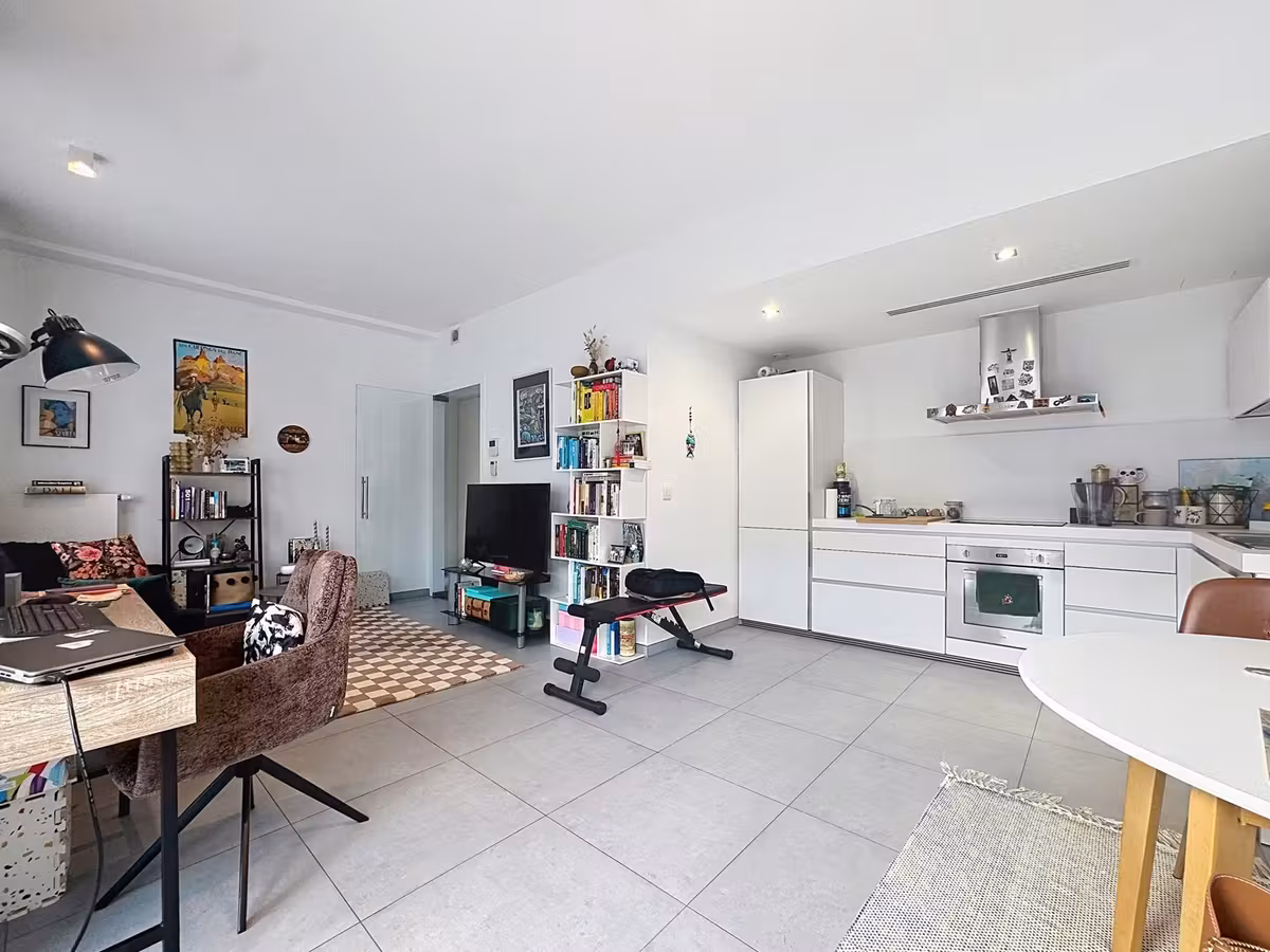 Modern one-bedroom apartment in Elsene - 7