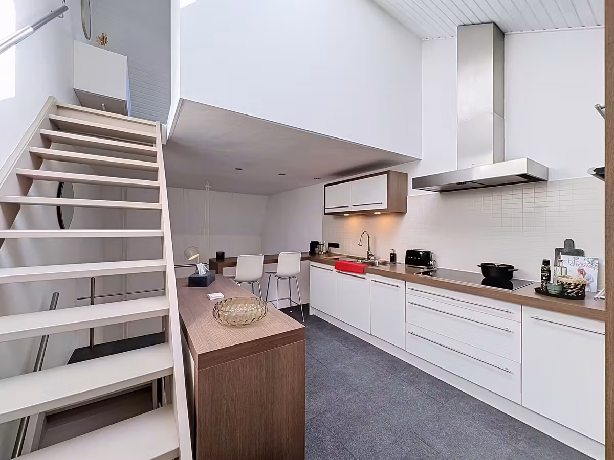 Bright triplex apartment with one bedroom - 13