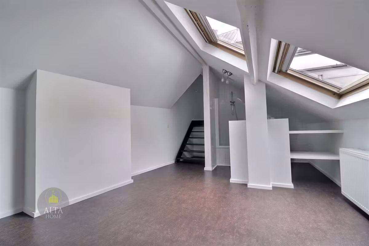 One-bedroom loft on Rue des Pierres - 9