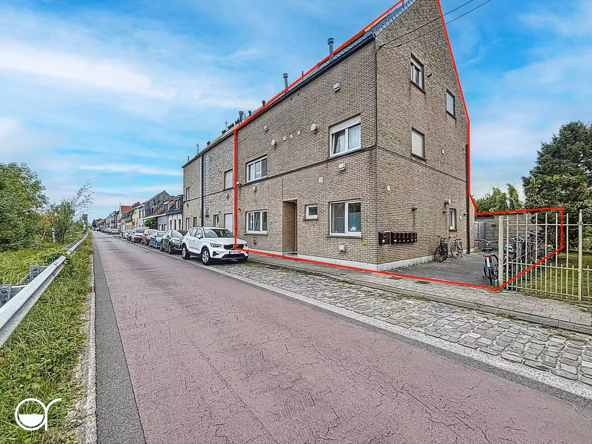 Studio op gunstige ligging met groot terras - 2
