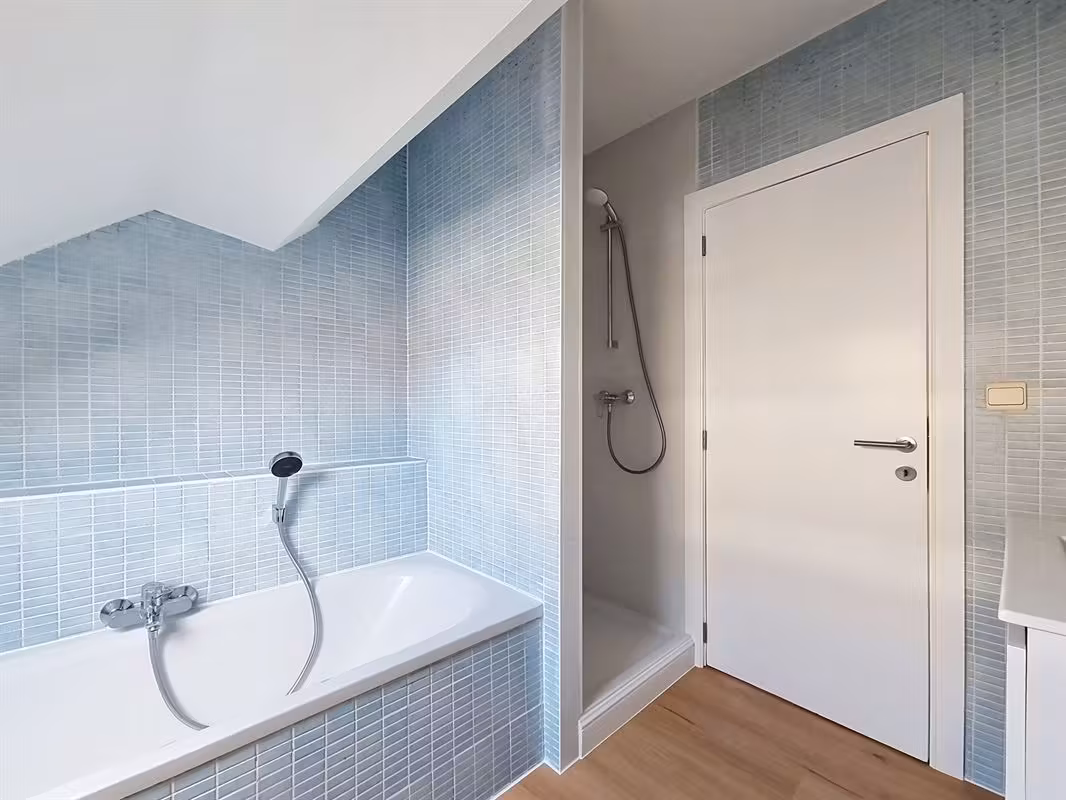Apartment with 1 bedroom and mezzanine in Ixelles - 10