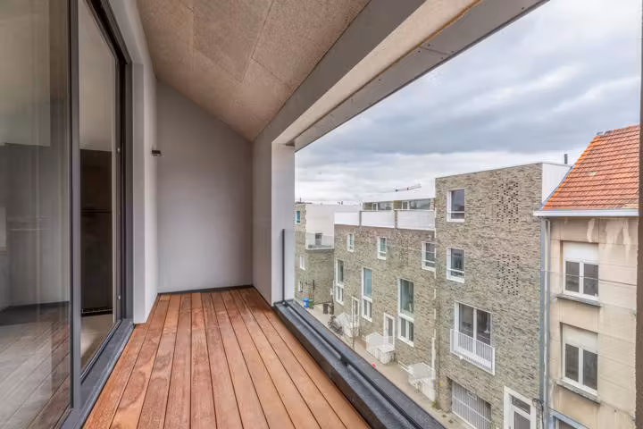 Sunny penthouse with 2 spacious terraces - 16