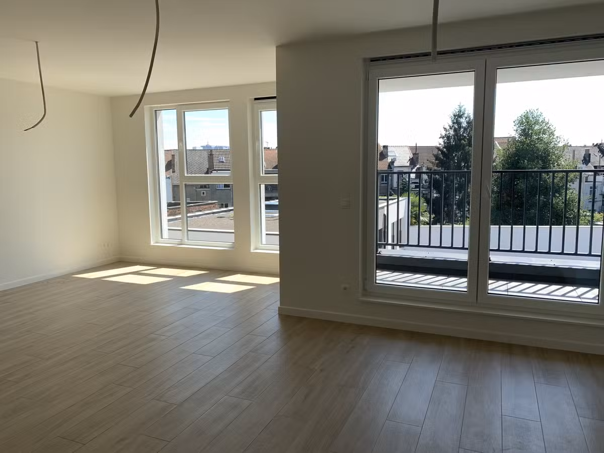 Gemeubileerd appartement met terras in Laeken - 9