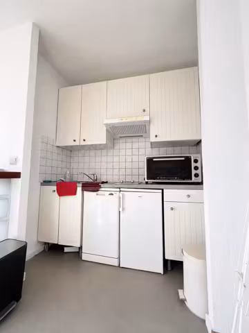 Studio meublé lumineux avec terrasse à Uccle - 3