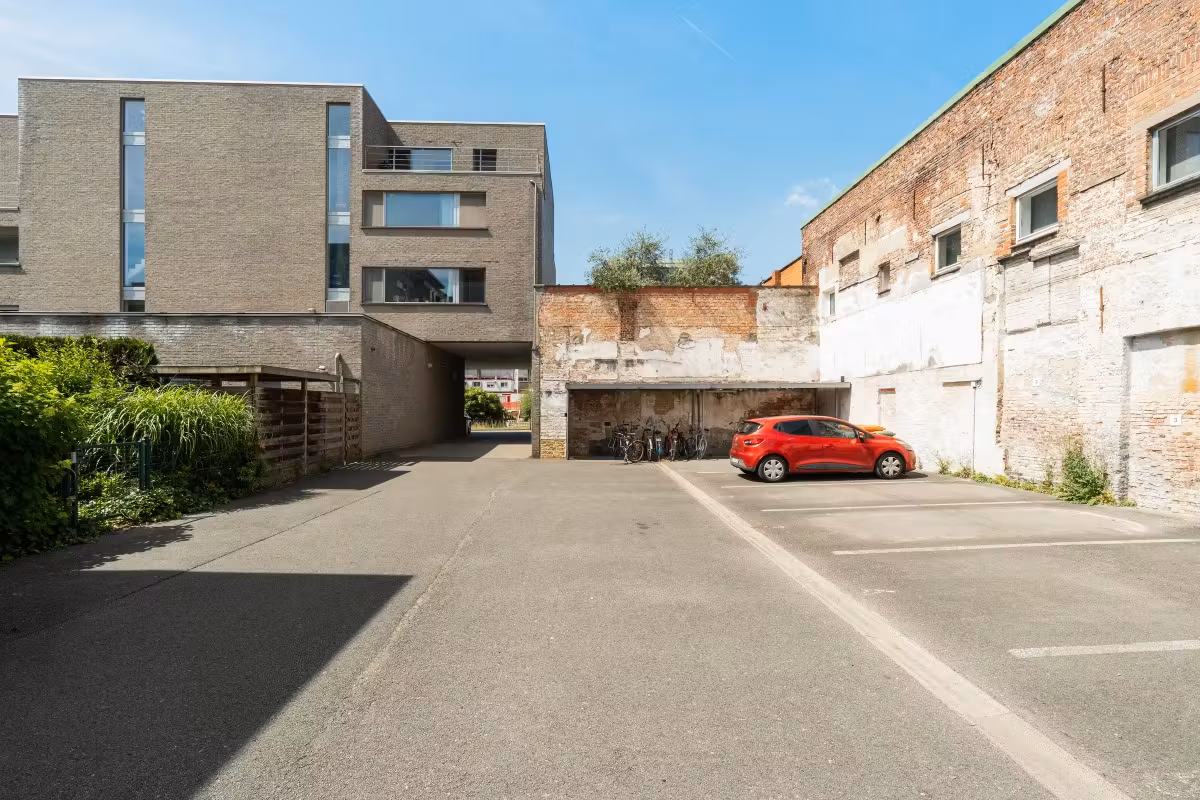 Move-in ready apartment with 2 bedrooms and terrace for rent - 15