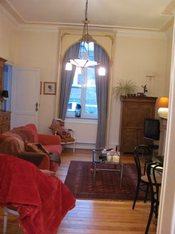 Montgomery! Beautiful furnished apartment - 1 bedroom - 15