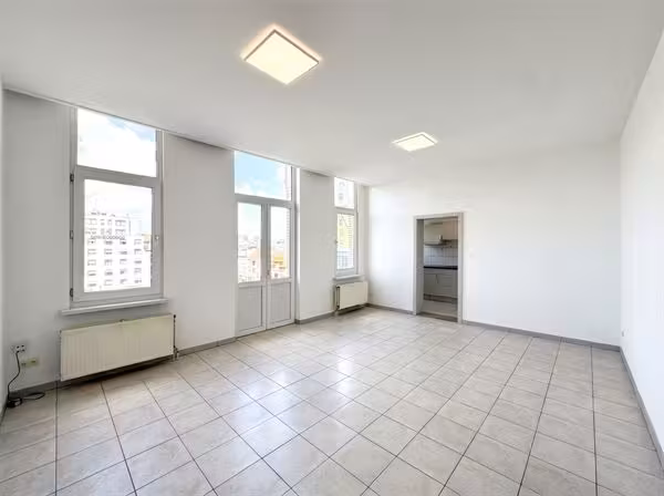 Appartement 1 chambre prêt à emménager près d'Anvers-Central