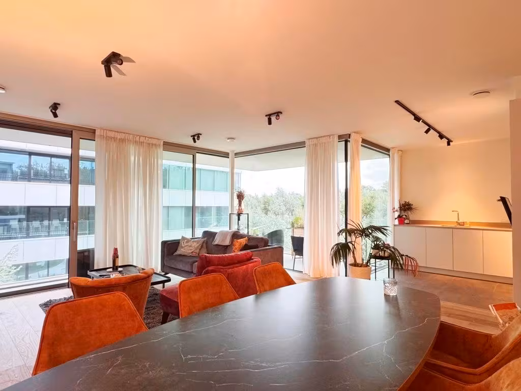 Appartement neuf en coin avec grande terrasse - 8