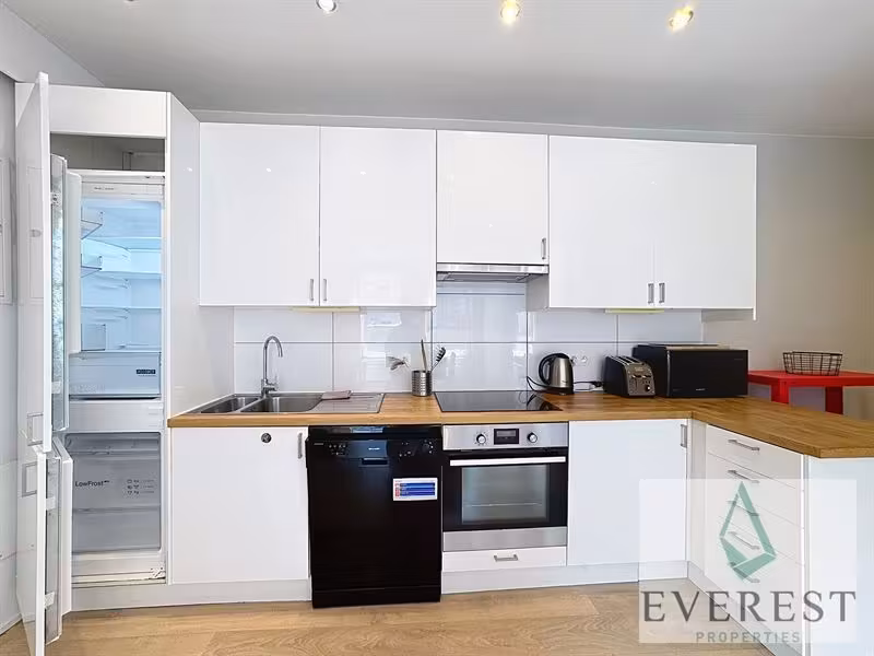 Place Flagey! Beautiful 2-bedroom furnished apartment - 5