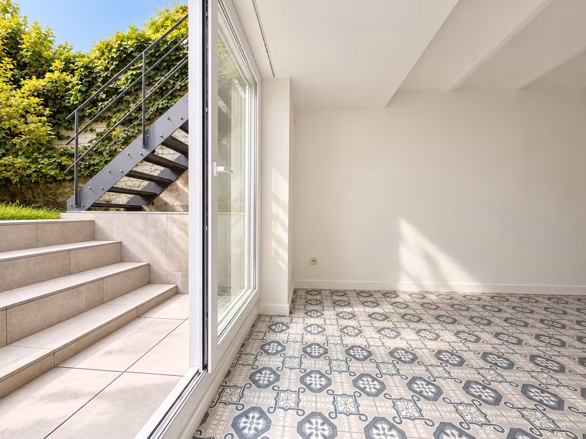 Two-bedroom duplex with terrace and garden in Ixelles - 13