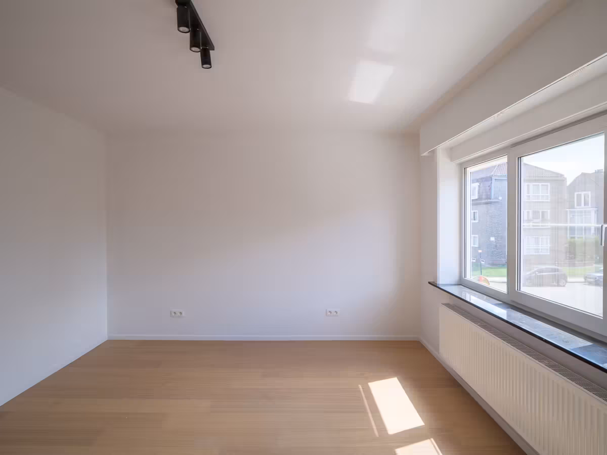 Ruime halfopen bebouwing met tuin - 11