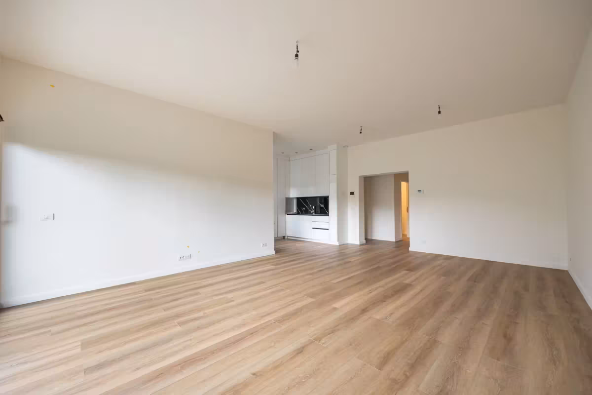 Gerenoveerd appartement met 2 slaapkamers en terras - 6
