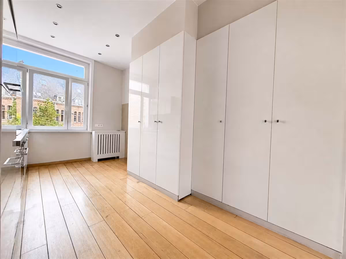 Renovated 2-bedroom duplex in La Chasse - 4