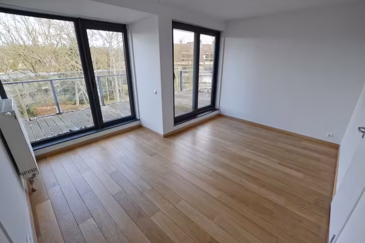 Penthouse te huur in Uccle met 2 terrassen en garage - 3