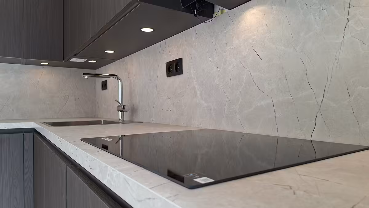 Appartement neuf avec une chambre à coucher et terrasse - 6