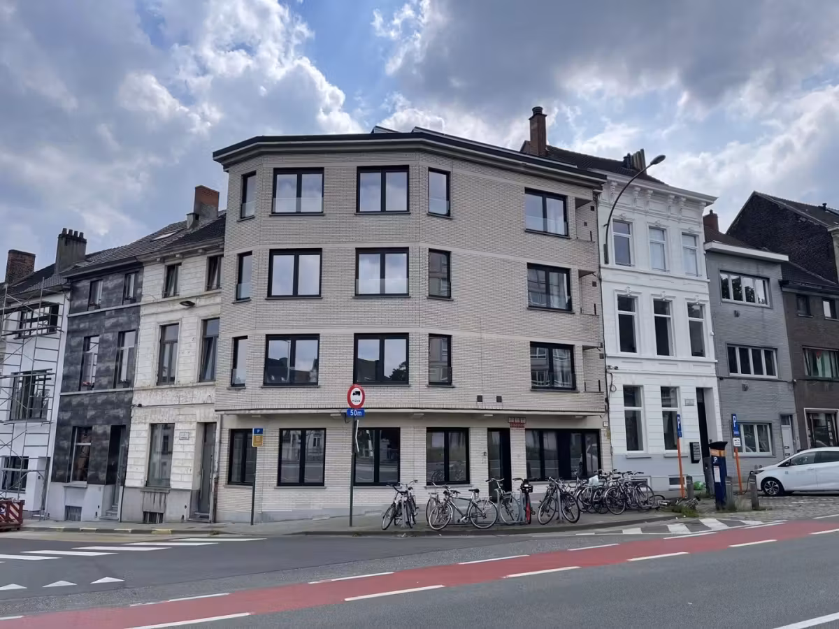 Gerenoveerd appartement aan de Citadellaan - 2