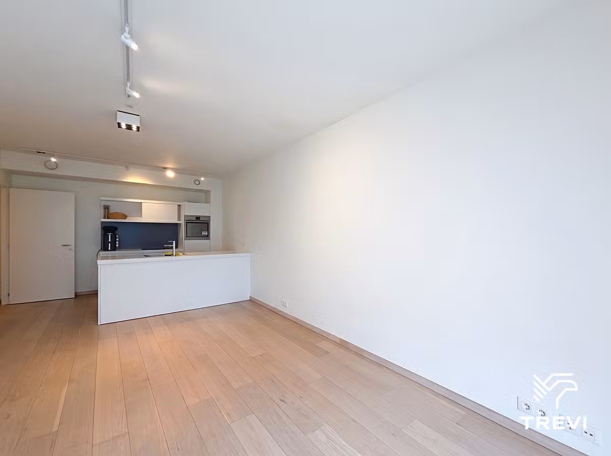 One-bedroom apartment with terrace and included parking - 8