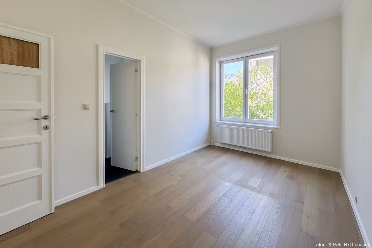 Two-bedroom apartment in Uccle - 4