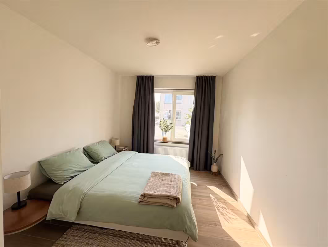 Renovated one-bedroom apartment with terrace - 4