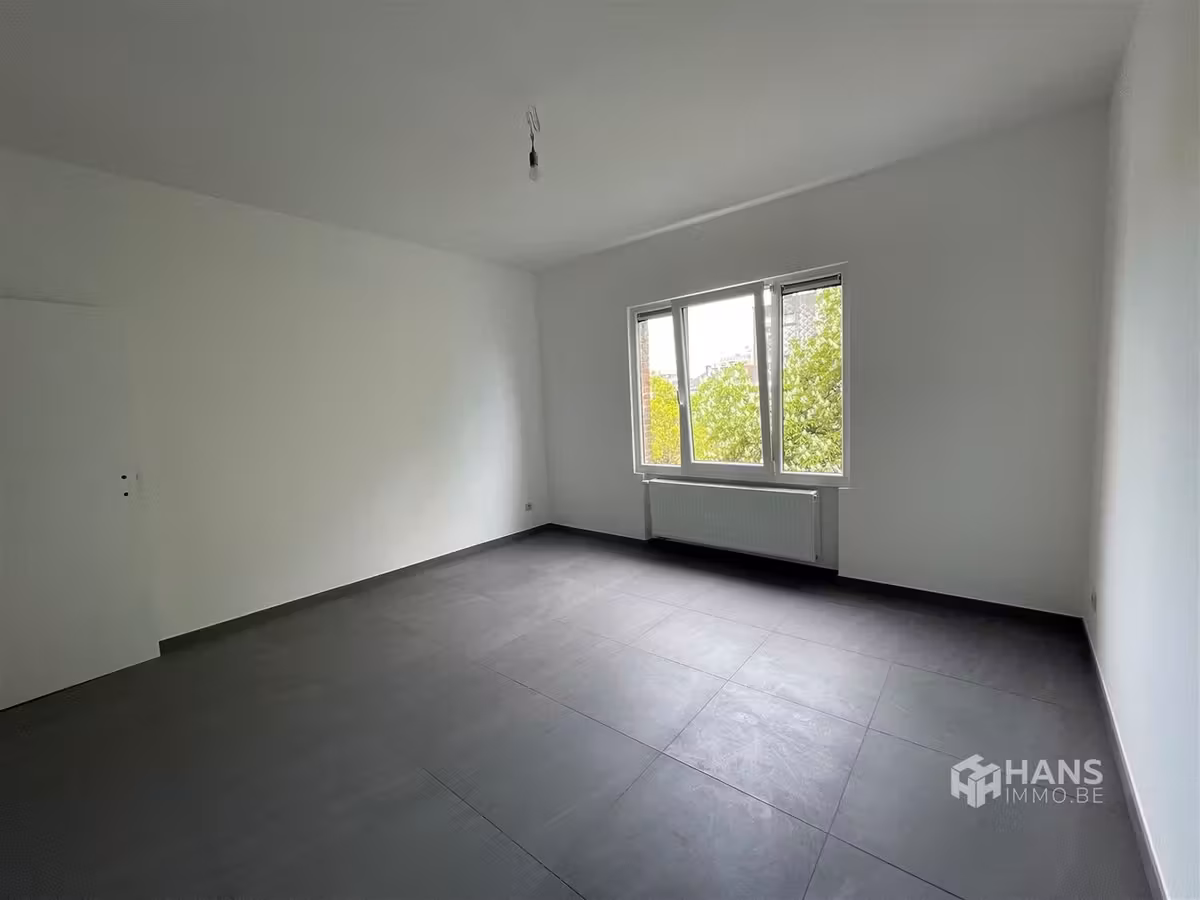 Renovated two-bedroom apartment with terraces - 22