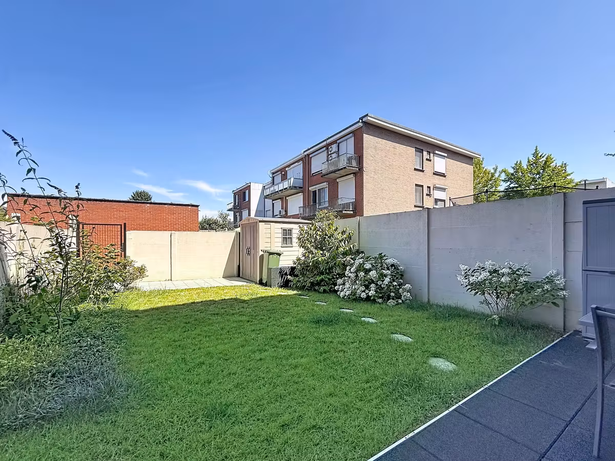 Gelijkvloers appartement te huur met tuin in Merksem - 2